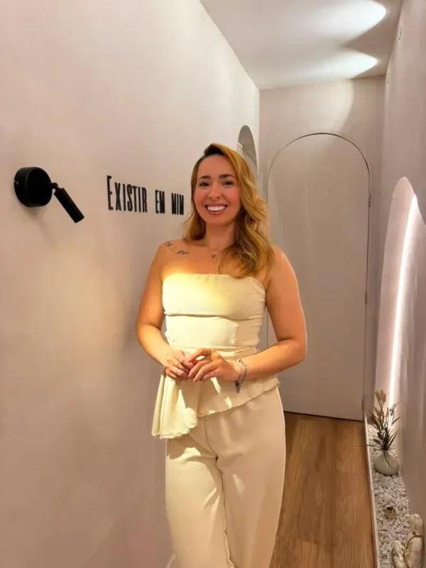 Juliana Terapeuta Massagem Relaxante Terapêutica no Espaço Serenity Fortaleza (cópia) — Massagem Relaxante Terapêutica. em Fortaleza — foto 2