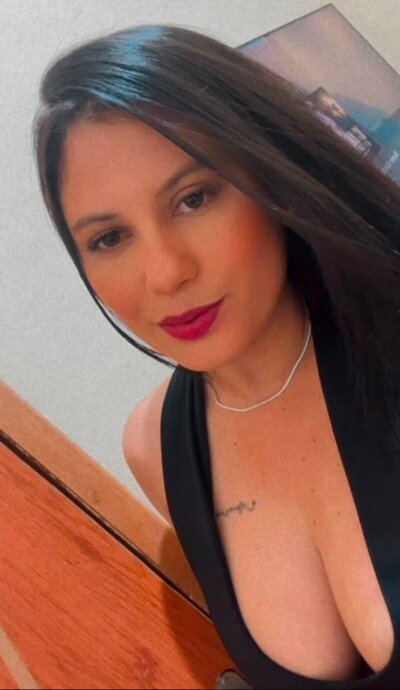 Karen Massagem — Massagem relaxante e desportiva. em JOAQUIM TÁVORA, Fortaleza