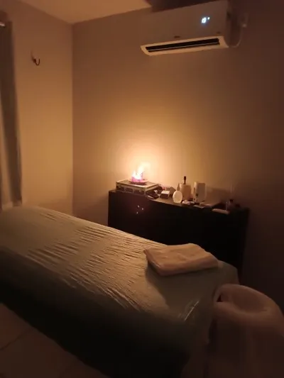 Kerlen Massoterapeuta — Massagem Terapêutica Relaxante, Liberação Miofácial em MONTESE, Fortaleza