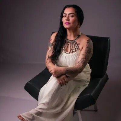 Lany Massoterapeuta massagem ALDEOTA