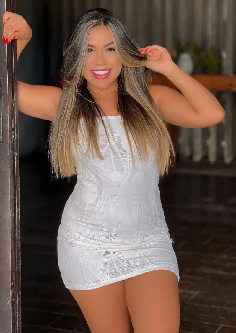 Letícia Massagem massagem Varjota
