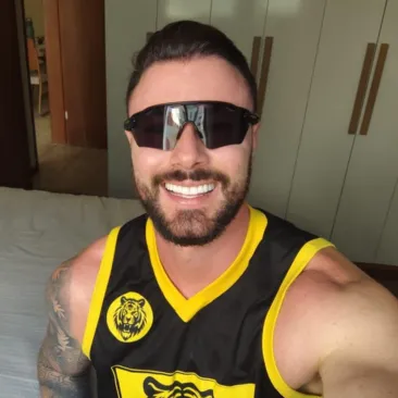 Lucas Terapeuta massagem BEIRA MAR